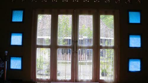 Hostal Omah Kemiri 6 Yogyakarta