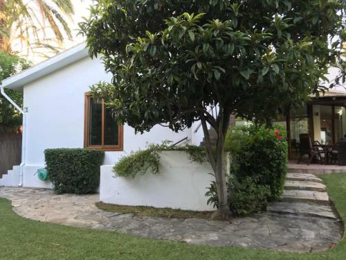 Modern 3 Bed Beach Side Private Villa