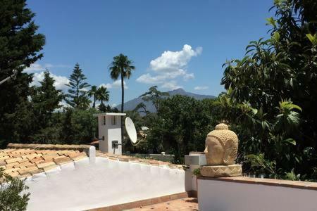 Modern 3 Bed Beach Side Private Villa