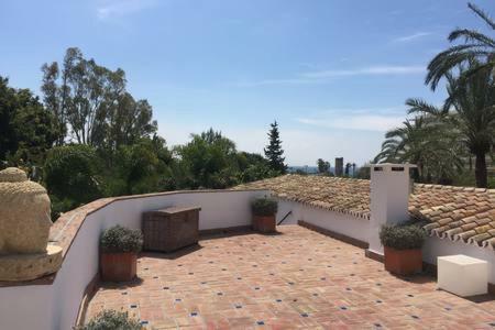 Modern 3 Bed Beach Side Private Villa