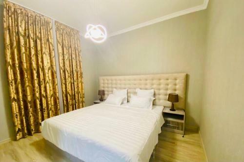 Golden Ray Hotel