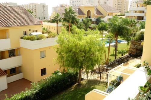 Attractive Apartment (Pa 4-17)