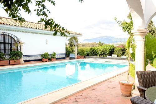 Villa Casa Michael - El Paraiso, Marbella