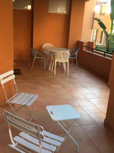 Ground Floor Modern 3 Bed Apartment Estepona Port