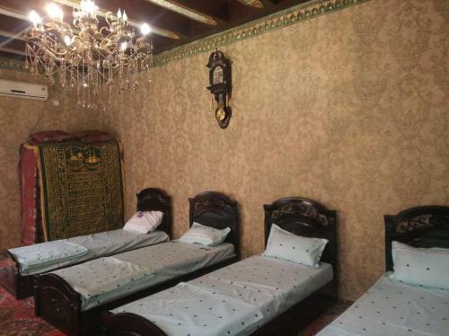Hostal Rahmat Guesthouse