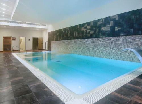 Marbella West Luxoury Apartment