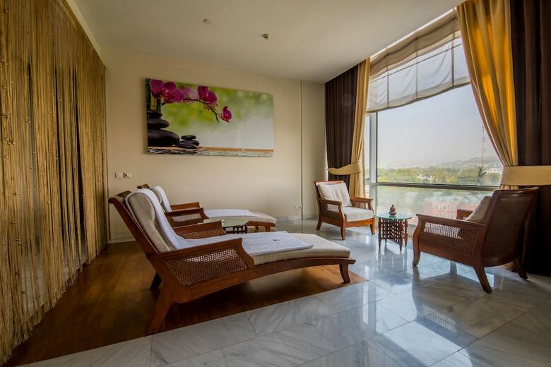 Dushanbe Serena Hotel