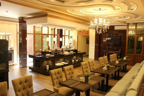 Hostal Atlas B&B Guest House