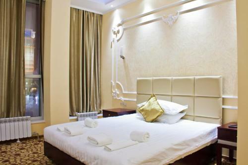 Sky Luxe Hotel