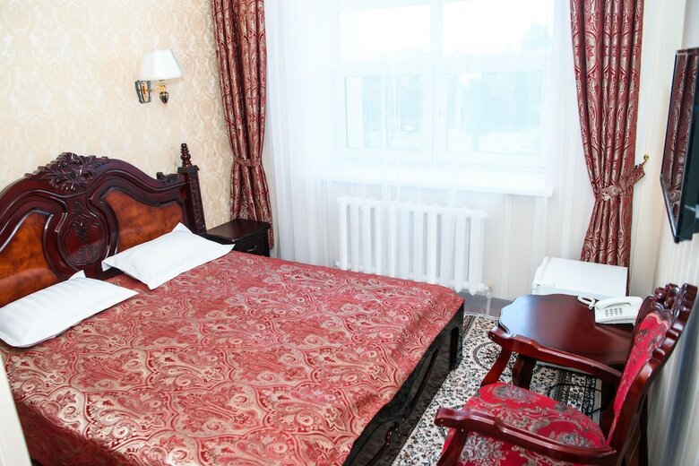 Lion Hotel