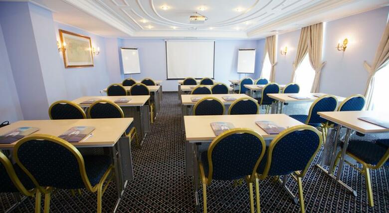 Kazzhol Hotel Astana