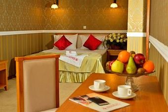 Hotel O Azamat