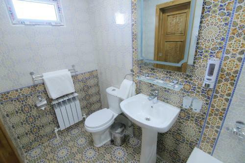 Xadijam Hotel