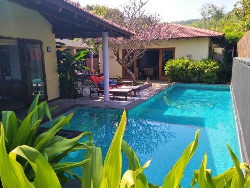 Villa Tropical Breeze 3bhk Bali Private Pool & Jacuzzi