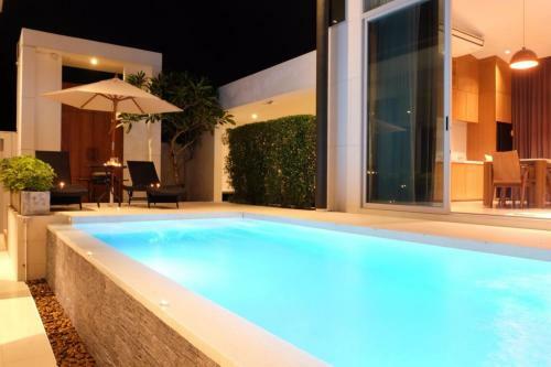 Tarton Bou Pool Villa
