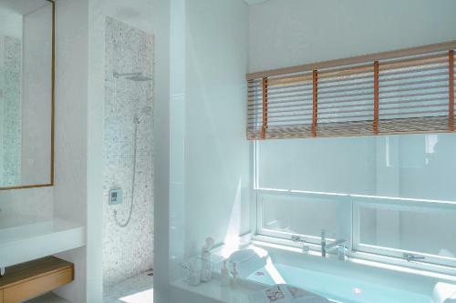 Tarton Bou Pool Villa