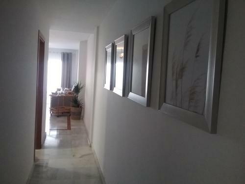 Apartamento En Primera L�nea de Playa. Seis Plazas.
