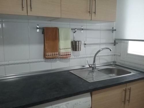 Apartamento En Primera L�nea de Playa. Seis Plazas.