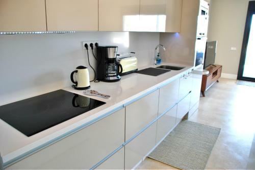 Modern Apartment In Great Community