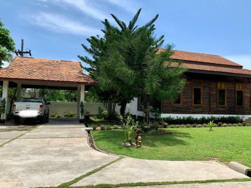 Baan Mai Pool Villa Phuket