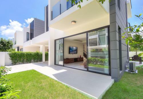 Villa Nata With Pool And 800 M Away From Beach