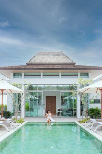 Ananas Villa Shambala Grand Cherng Talay