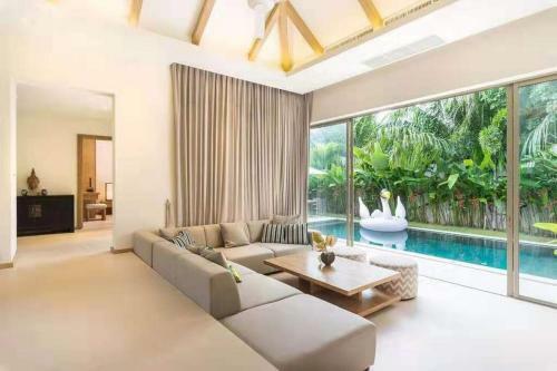 Villa Trichada Tropical