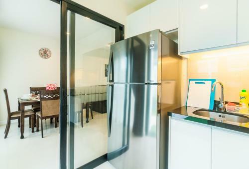 Villa 3bdr Townhouse 800m From Bangtao Beach