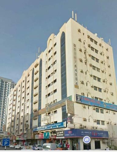 Apartamento 3bhk Flat And Studio Flat