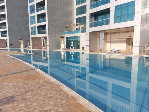 Luxury 1 Br Beach Apartment With Full Sea View