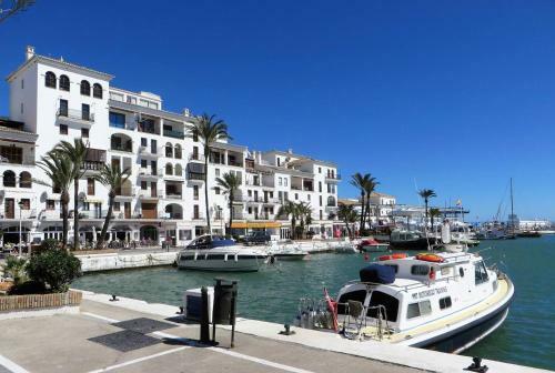 Luxury, Spacious 2 Bed Apartment