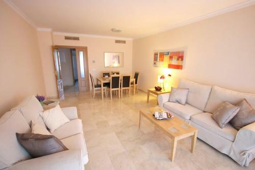 Luxury, Spacious 2 Bed Apartment