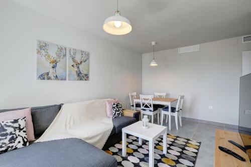 Wonderful Apartment With Lovely Views, Pb 19 4dcha