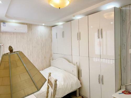 Panjiayuan Apartment
