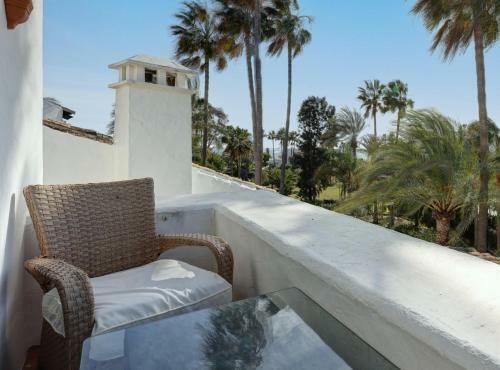 Frontline Paradise Townhouse