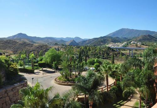3 Bedroom Penthouse With Views