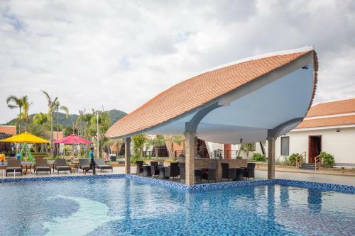Vakara Hotel Kep