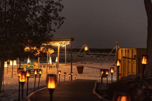 Pura Eco Retreat, Jubail Island