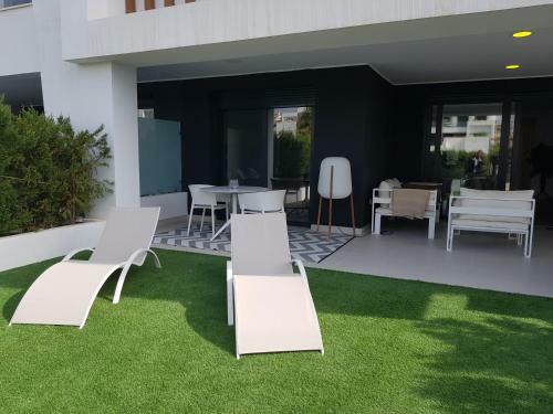 Modern Ground Floor Apartment