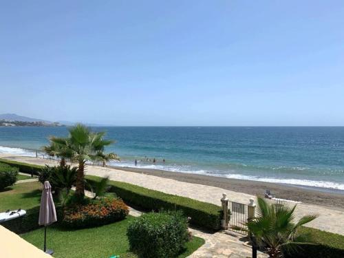 Fabulous 3 Bedroom Apartment On The Beach - Rdr243