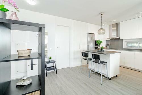 Lm1ba- Spacious Apartment With Bbq Facilities