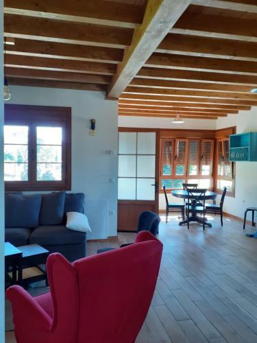 Apartamentos Y Casa La Paredana, Agroturismo