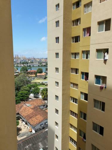 Skyline Metro Apartment