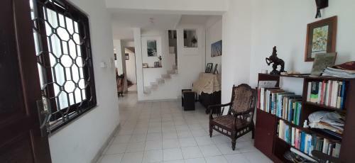 Hostal Elegance Oasis, Colombo 3 - Upscale Holiday Bungalow With Round-the-clock Service