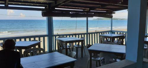 Hotel Bella's Beach Resort (A)