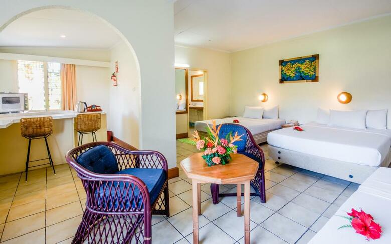Tanoa Skylodge Hotel