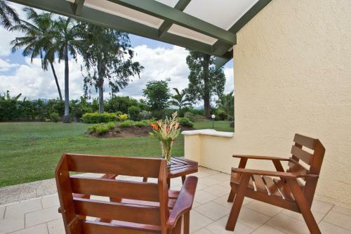 Raffles Gateway Hotel