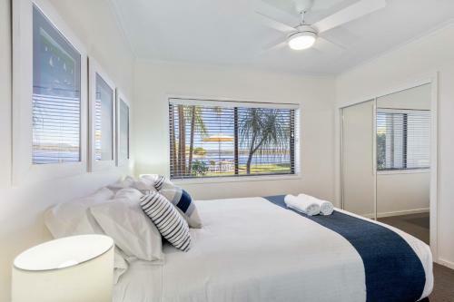 Hotel Culgoa Point Beach Resort
