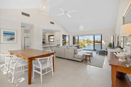 Hotel Culgoa Point Beach Resort