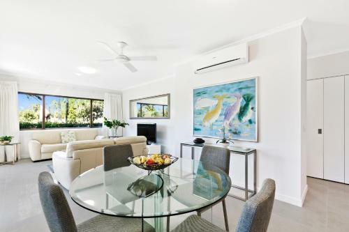 Hotel Culgoa Point Beach Resort